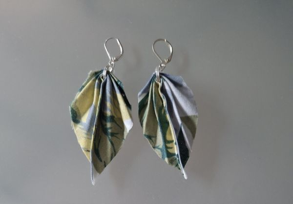 <strong>12-B.O.-RAMAGE-fleurs-upcycling</strong> <em></em><br /></p><p>