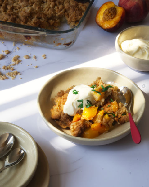 <strong>photo-crumble-peche</strong> <em>Crumble</em><br /></p><p>
